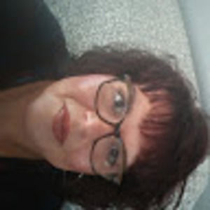 Meet your Posher, Debra